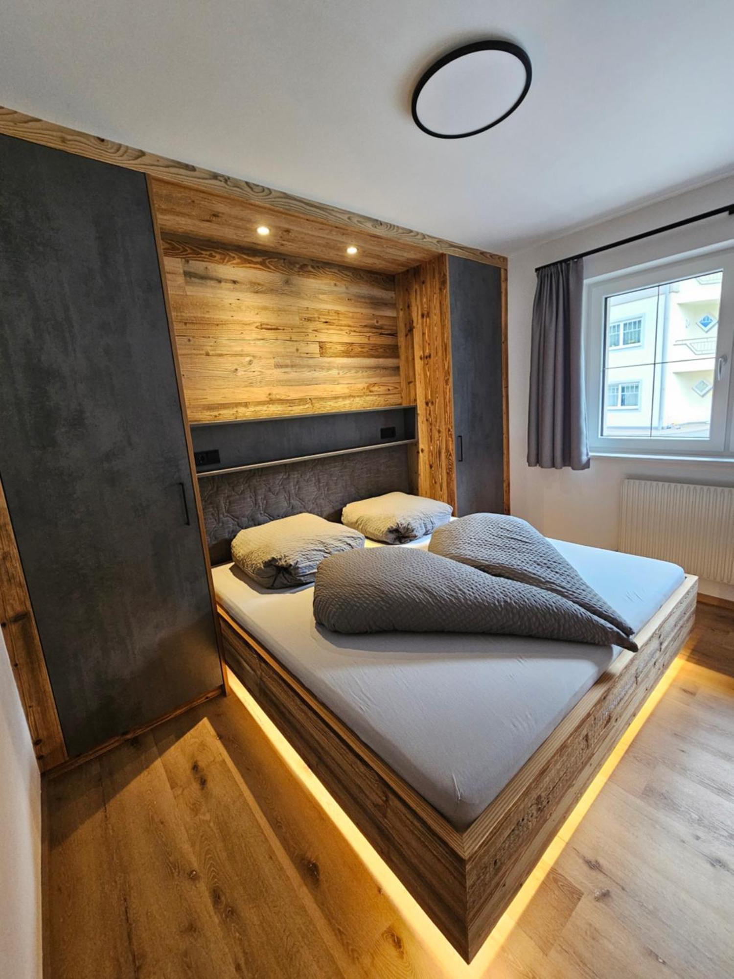 Roasthof Apartments Neustift im Stubaital Ngoại thất bức ảnh